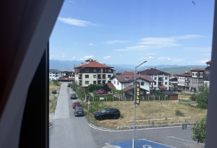 Bright Studio with Panoramic Mountain Views – Comfortable Living in Bansko